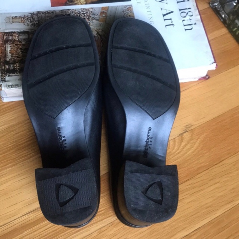 Liz Claiborne Leather Mules - Picture 5 of 7